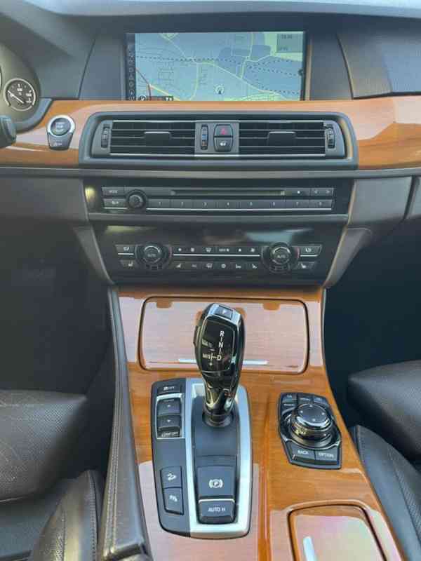 BMW 530d XDRIVE, INDIVIDUAL, 190 kW, 2012, LIMUZÍNA, 1.MAJ. - foto 10