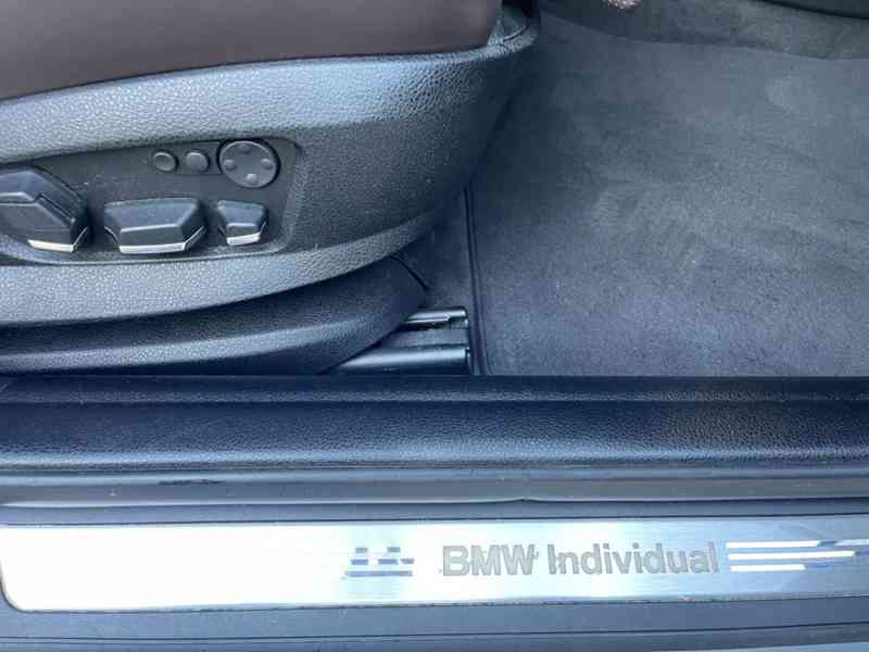 BMW 530d XDRIVE, INDIVIDUAL, 190 kW, 2012, LIMUZÍNA, 1.MAJ. - foto 11
