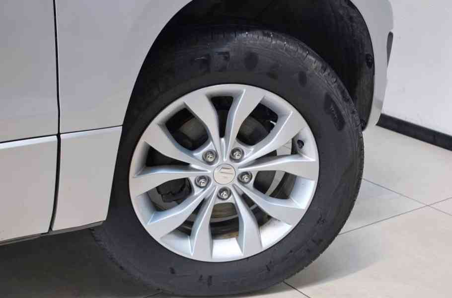 Suzuki Grand Vitara 2.4i Comfort benzín 124kw - foto 14