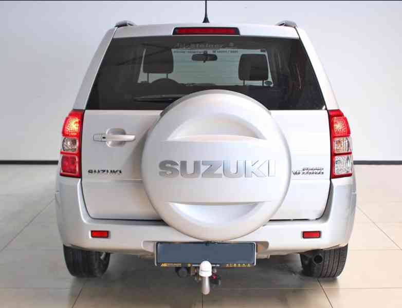 Suzuki Grand Vitara 2.4i Comfort benzín 124kw - foto 3
