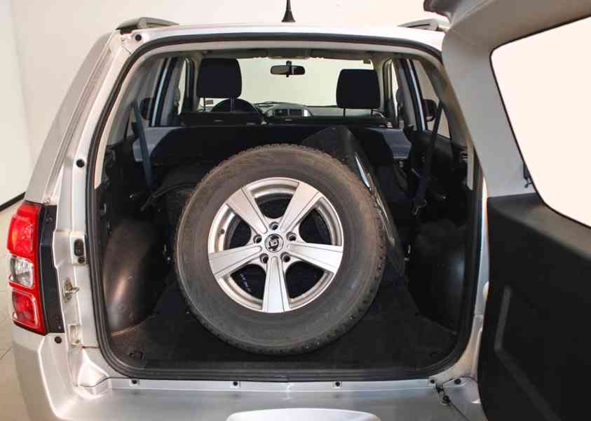 Suzuki Grand Vitara 2.4i Comfort benzín 124kw - foto 6