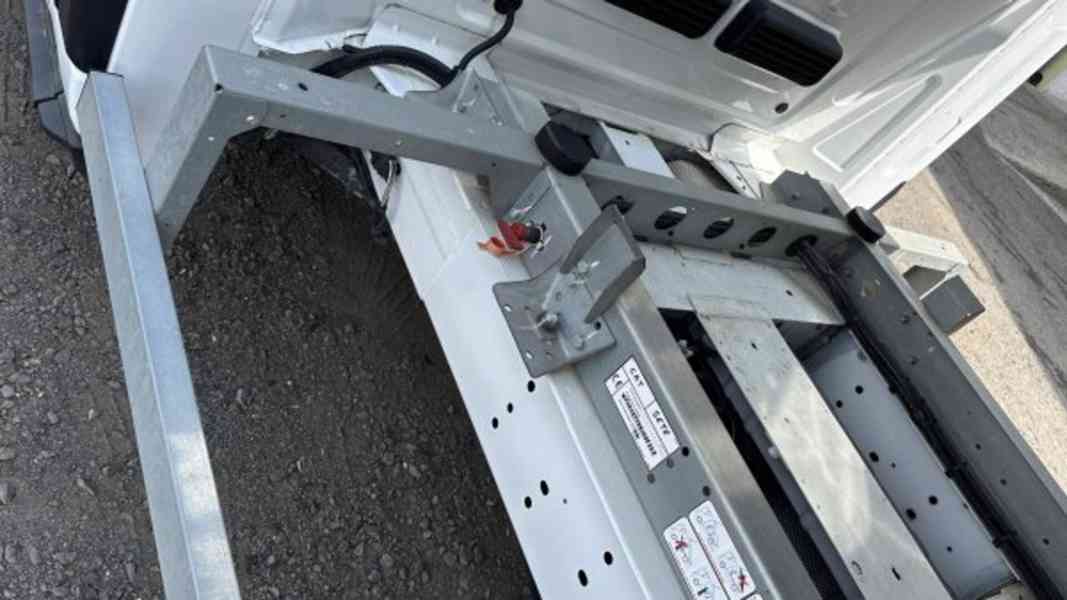 3.5t sklápěč tupláky tažné Ford Transit 2.0 TDCi - foto 12