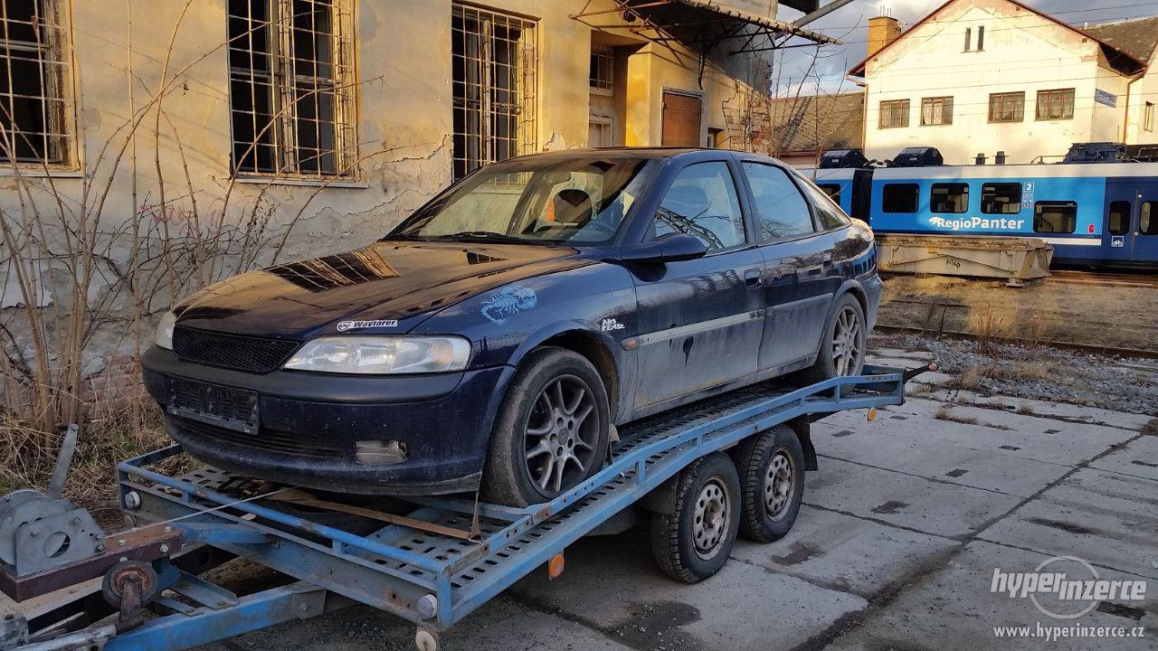 ND opel vectra b 2.5V6 - foto 1