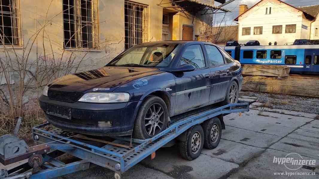 ND opel vectra b 2.5V6 - foto 1