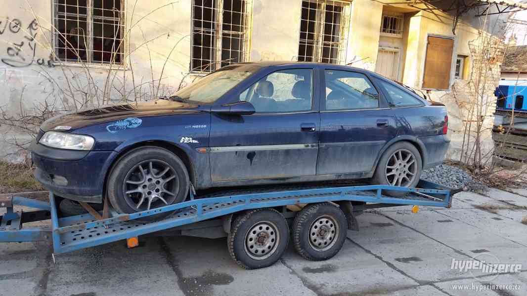 ND opel vectra b 2.5V6 - foto 2