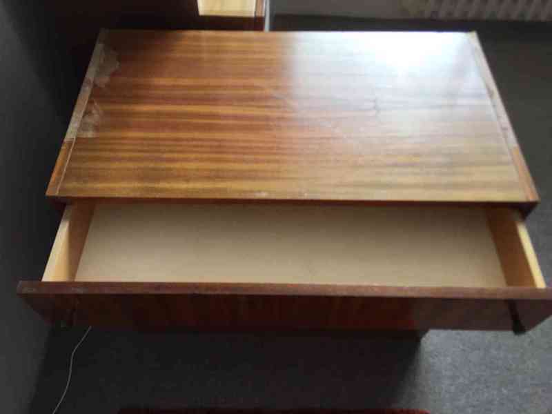 Starý nábytek retro - TV stolek - foto 2