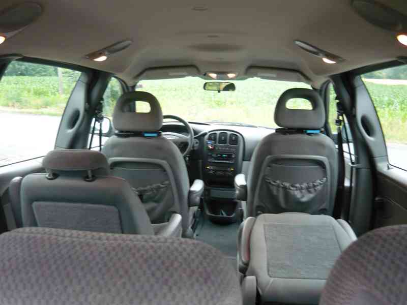 Chrysler Grand Voyager 3,3 Navi Stown Go motor 120000KM 2005 - foto 6