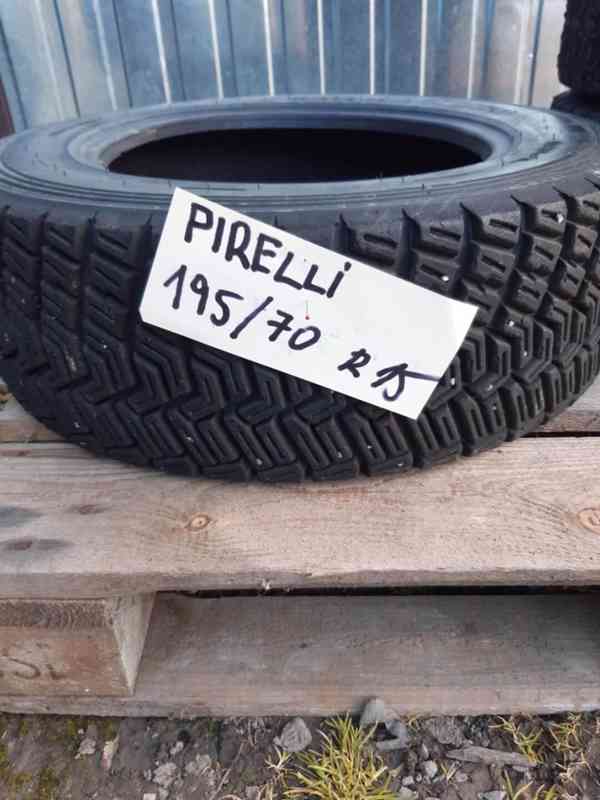 Závodní pneu Pirelli,Hankook.-Šotolina   - foto 3