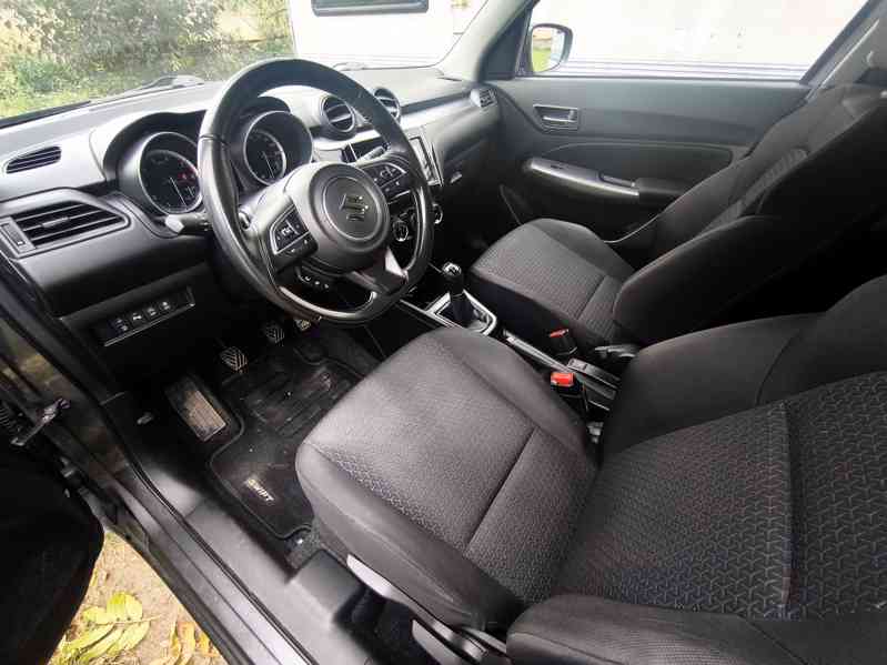 Suzuki Swift Allgrip hybrid 4x4 R.V.2020, najeto 47 960 km. - foto 10