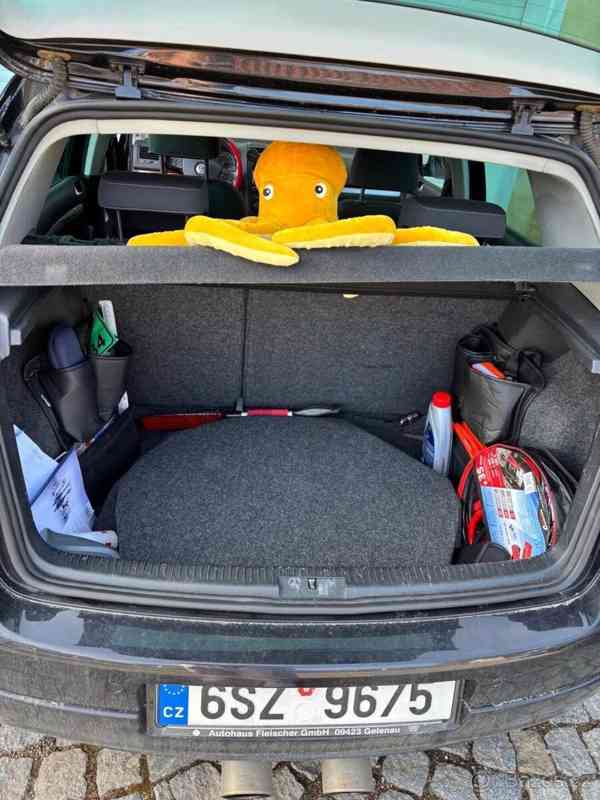 Volkswagen Golf 1,6   V United Packet - foto 6