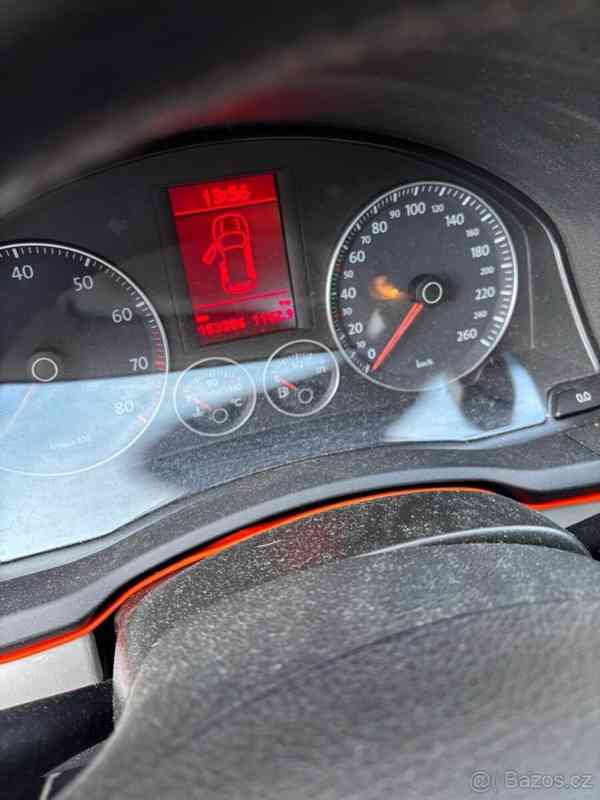 Volkswagen Golf 1,6   V United Packet - foto 3