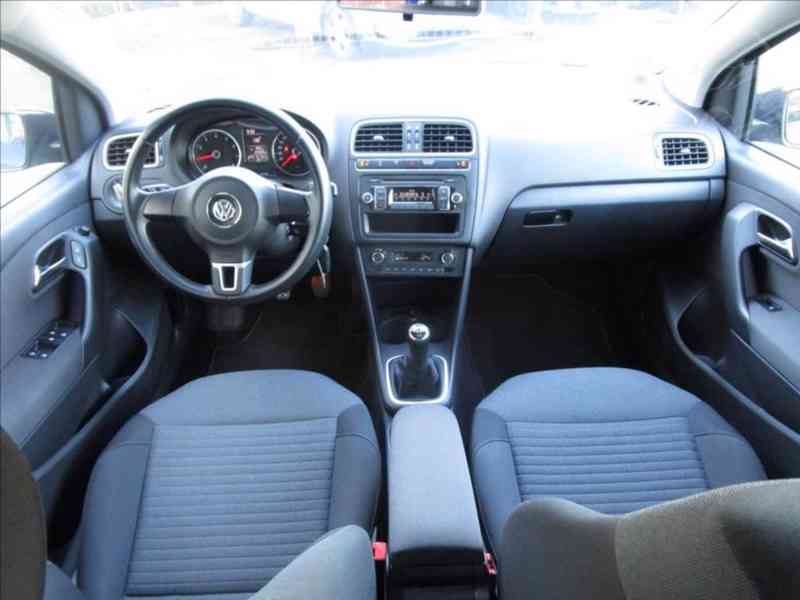 Volkswagen Polo 1,2 i COMFORT - foto 5