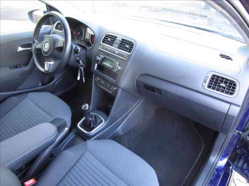 Volkswagen Polo 1,2 i COMFORT - foto 13