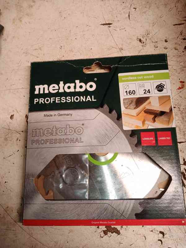 METABO KS 55 FS SET 1200W / 160mm okružní pila s vodicí lišt - foto 2
