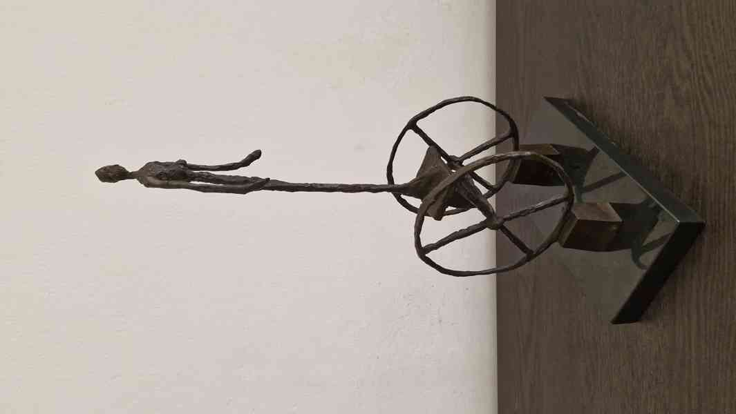 Giacometti  - Chariot - bronz  - foto 5