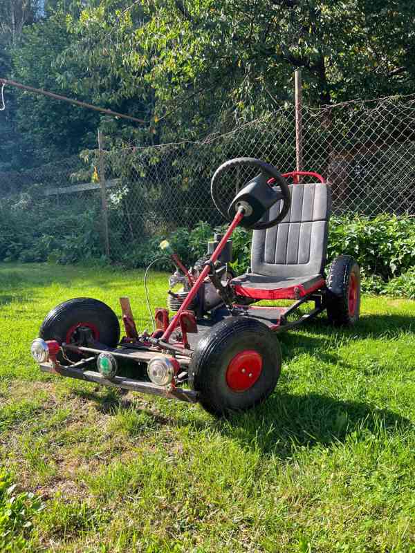 Motokára s motorem z Jawy 05 - funkční, k renovaci