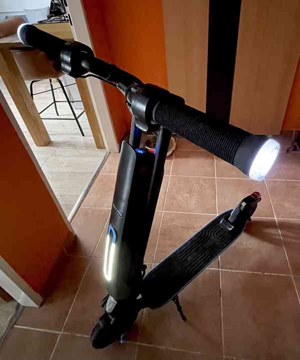 Elektrokoloběžka Nitro Scooters 500 W - foto 2
