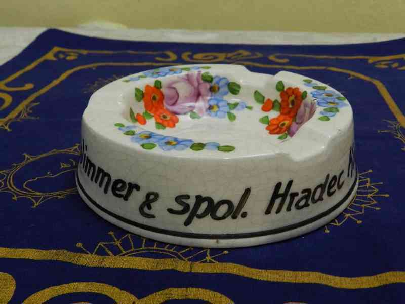 Ručně malovaný Popelník Jindřich Wimmer Hradec Králové - foto 2