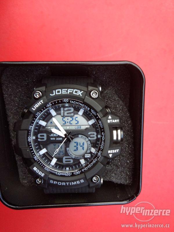 Pánské hodinky ve stylu G-Shock  JoeFox - foto 5