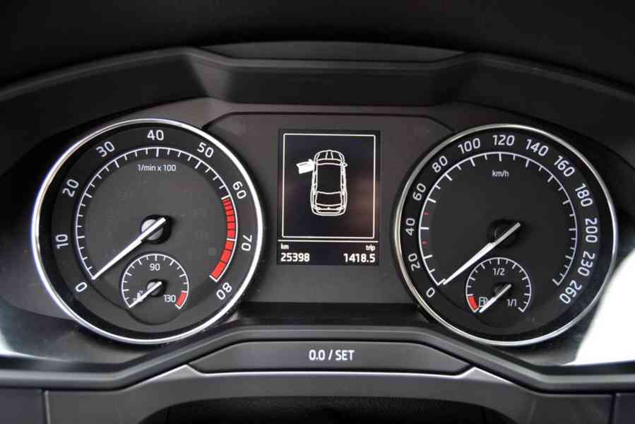 Škoda Superb 1.4 TSI Active kombi !!!25 000 km!!! - foto 9