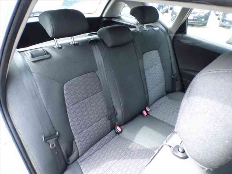 Kia Cee´d 1,6 CRDi 16V KLIMATIZACE - foto 11