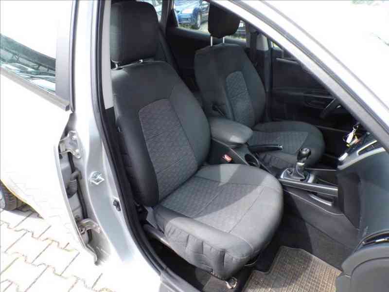Kia Cee´d 1,6 CRDi 16V KLIMATIZACE - foto 12