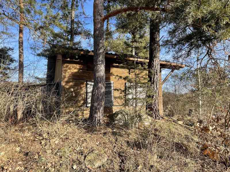 Prodej trampské chatky s pozemkem 220 m2 Šumava - Žihobce - foto 4