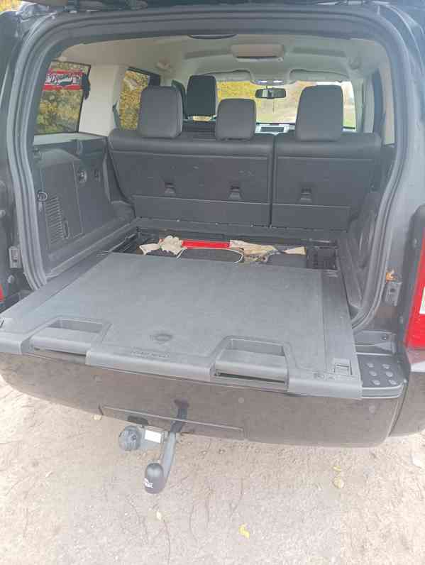 Dodge Nitro - foto 15