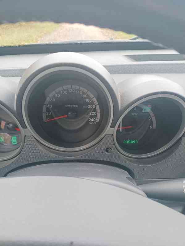 Dodge Nitro - foto 5