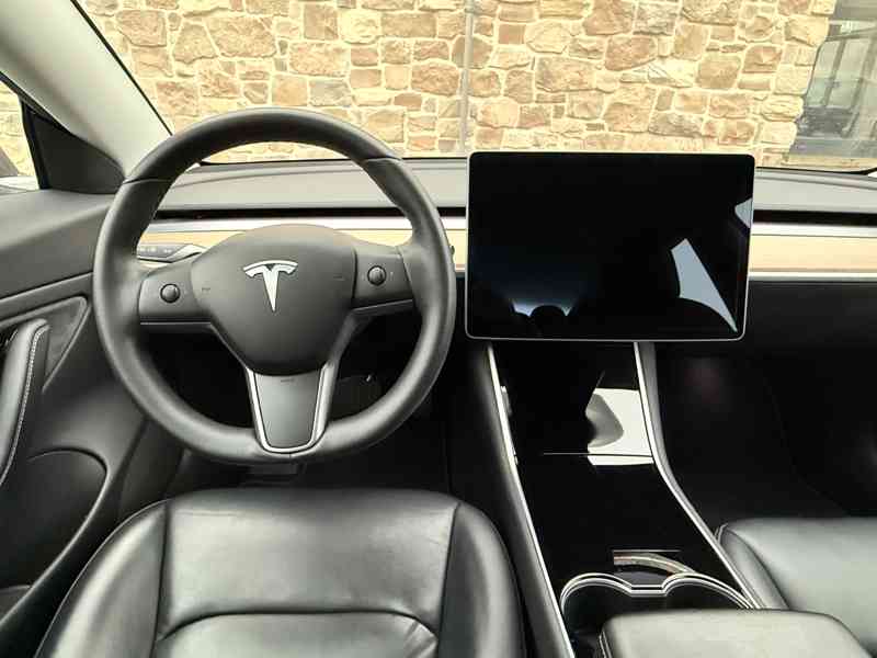 AKCE - Pronájem Tesla Model 3 – UBER | BOLT | LIFTAGO - foto 8