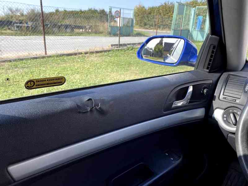 Škoda Octavia II 2005 1.6MPI benzín 75kW - foto 9