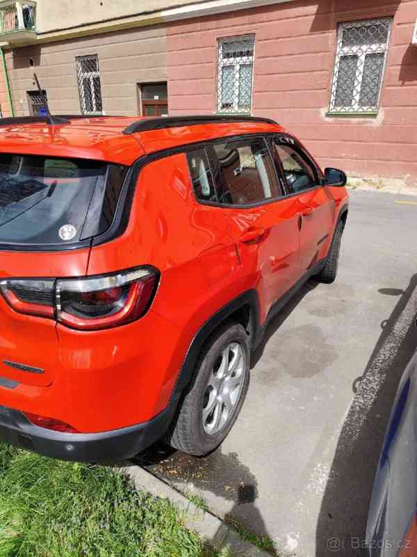 Jeep Compass 1,3 - foto 14