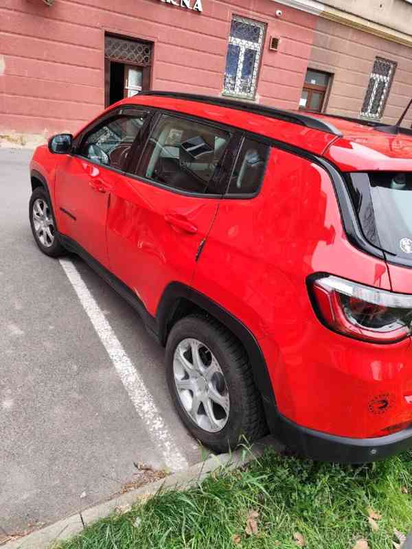 Jeep Compass 1,3 - foto 20