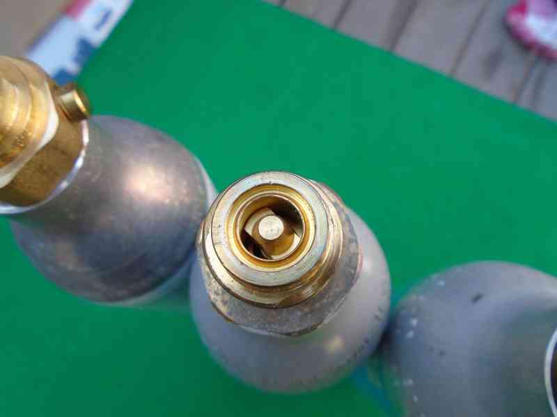 3x bomba bombička Co2 Sodastream pěkné 80L 425g prázdné - foto 10