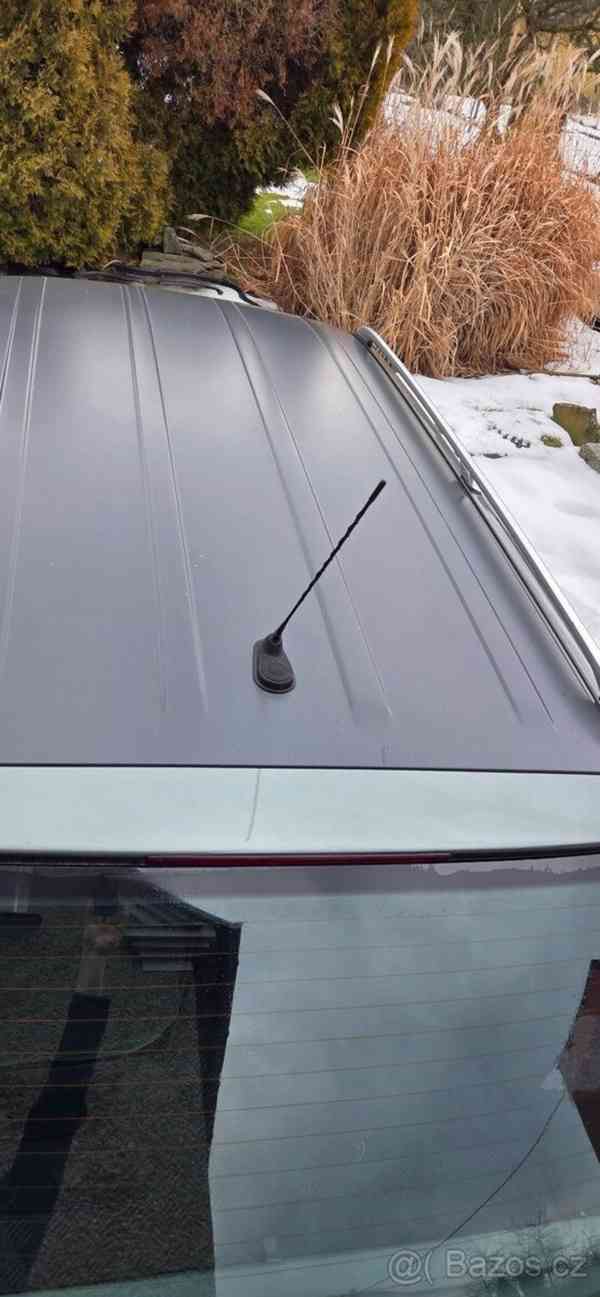 Audi A6 Allroad 2,5   quattro TDI 132 kW, r. 2001 - foto 10