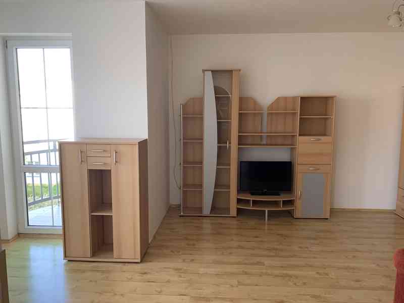 Pronájem pěkného a klidného bytu 1+1 (50m2) v Holicích - foto 10