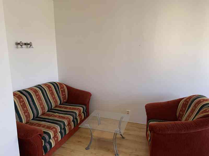 Pronájem pěkného a klidného bytu 1+1 (50m2) v Holicích - foto 12