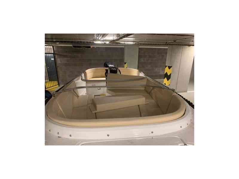 Corsiva 565 New Age+Mercury F 60+trailer - POUŽITÁ - foto 9