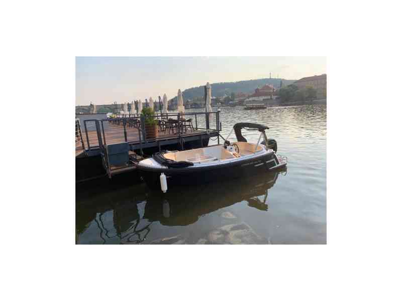 Corsiva 565 New Age+Mercury F 60+trailer - POUŽITÁ