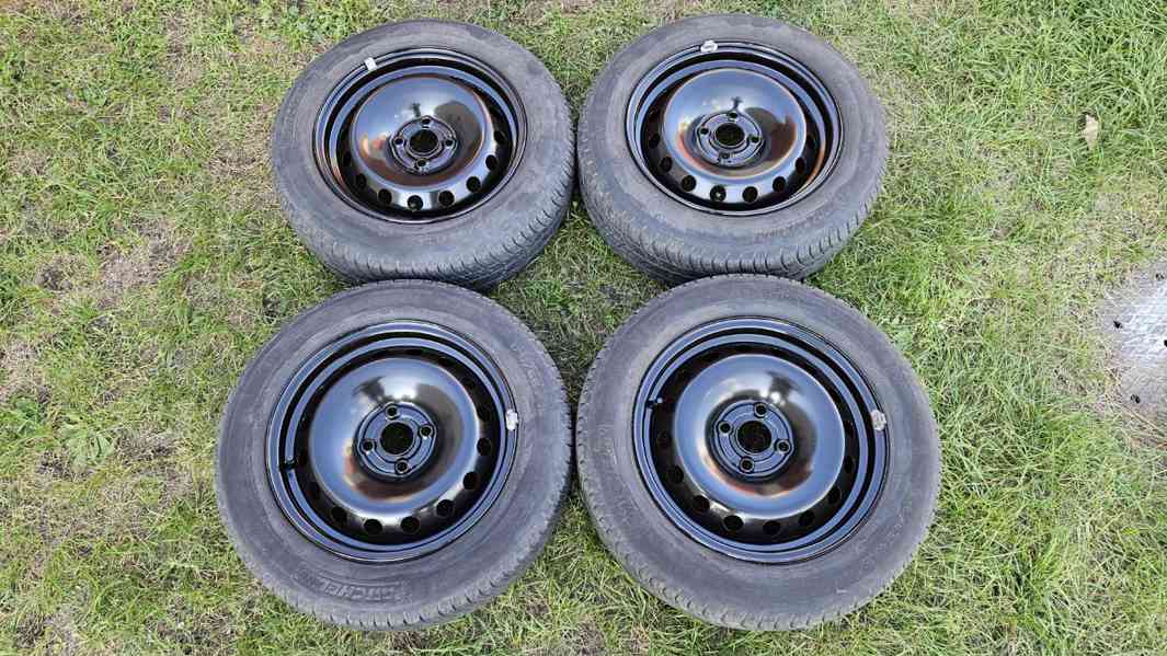 Fiat Punto pneumatiky 175/65R15 disky 6Jx15 4x100 ET43 - foto 2