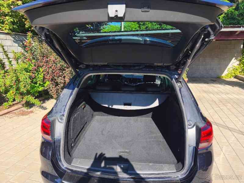 Opel Astra 1,4 ST - foto 5