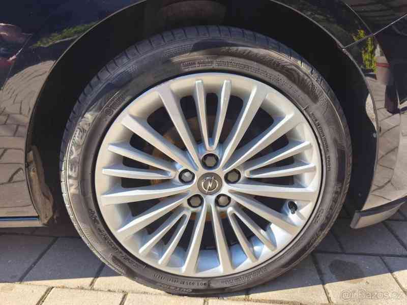 Opel Astra 1,4 ST - foto 9