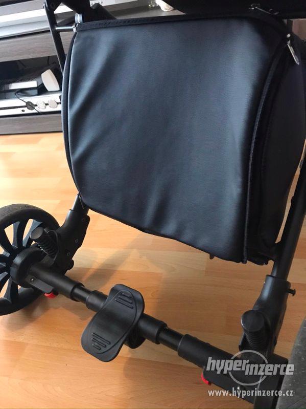 Kočárek ANEX cross 2v1 2019r - foto 7