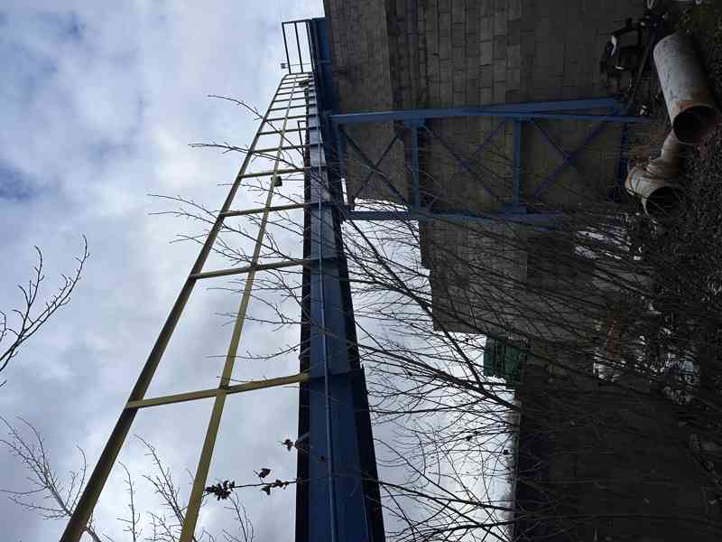 Pásový dopravník, zásobník  - foto 8