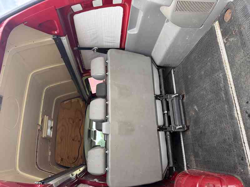Volkswagen Transporter Multivan L2H3, 9 míst, spací příprava - foto 17