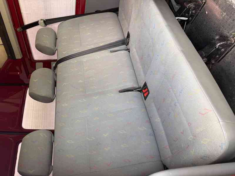 Volkswagen Transporter Multivan L2H3, 9 míst, spací příprava - foto 15
