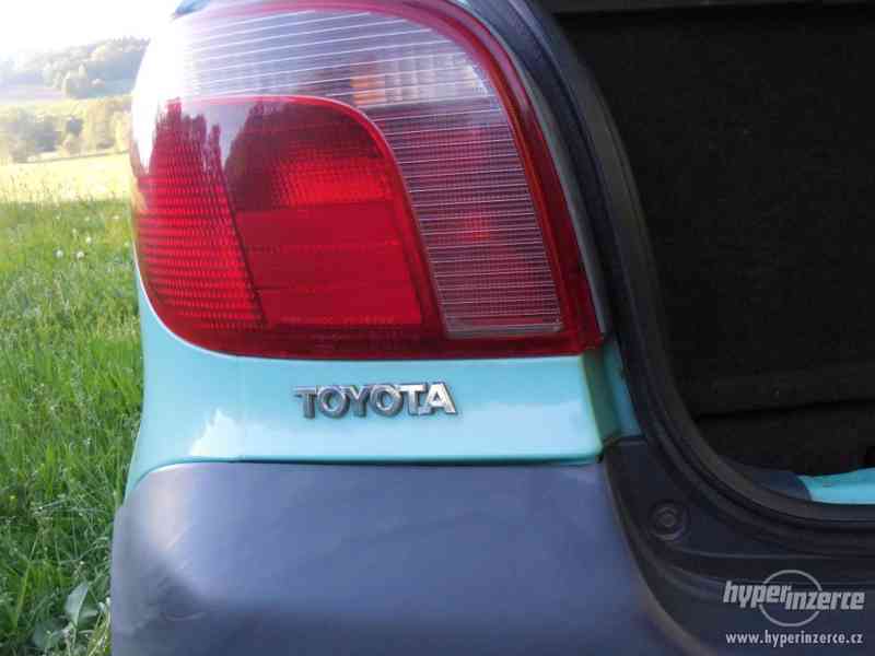 Toyota Yaris 1.0 50kw - foto 11
