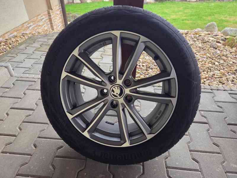 Prodám alu kola 17" + letní pneu Continental (TOP stav) - foto 4
