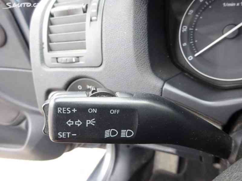 Škoda Octavia 1.9 TDI r.v.-2004(77 KW) KLIMA - foto 9