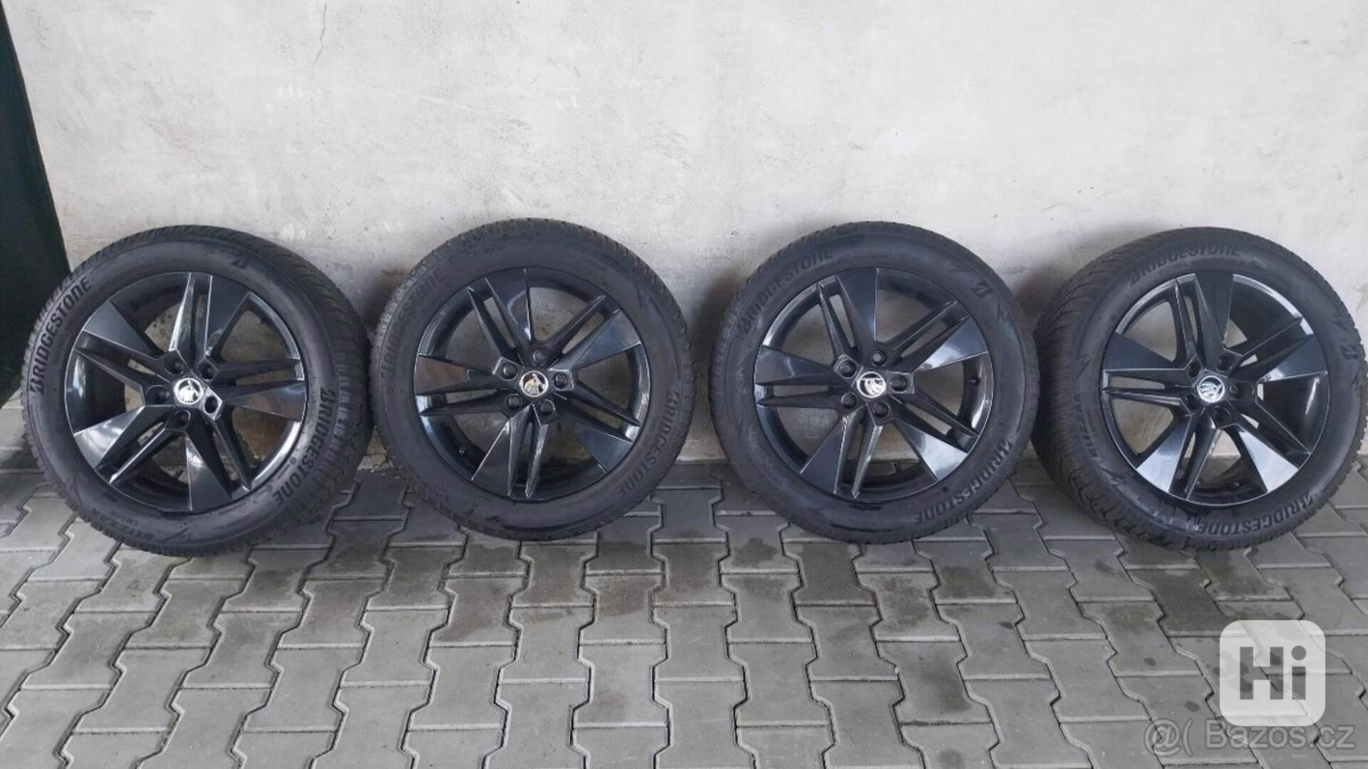 Prodám orig.alu Škoda - typ alu Nevis - pneu zimní 215/55/17 - foto 1